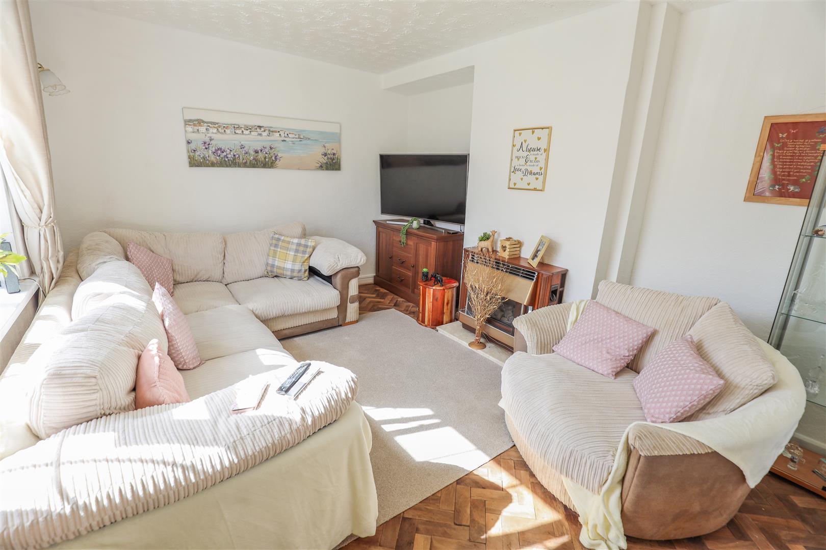 36 Borough Close, Cowbridge, Vale Of Glamorgan, CF71 7BN